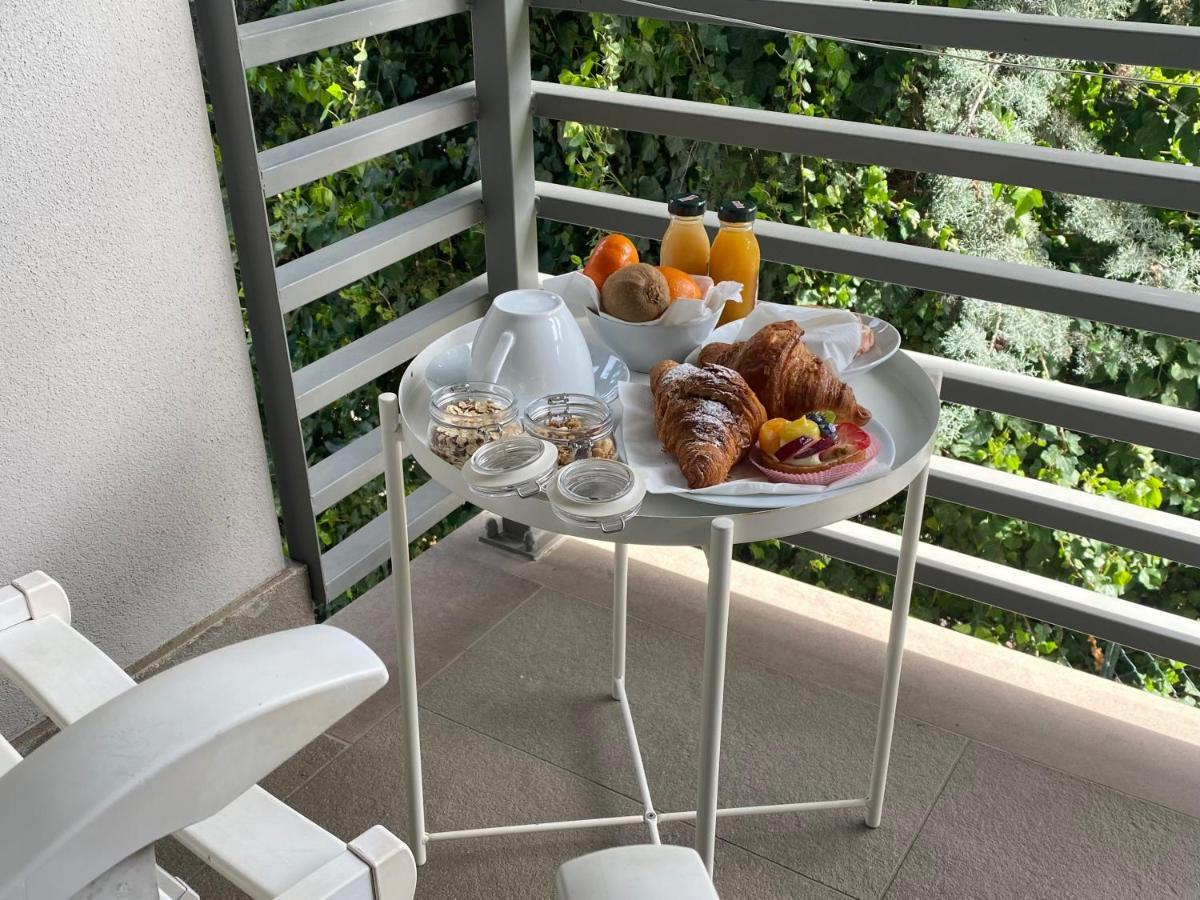 B&B Warmup Grosseto - Parcheggio Incluso Nella Corte Interna 외부 사진